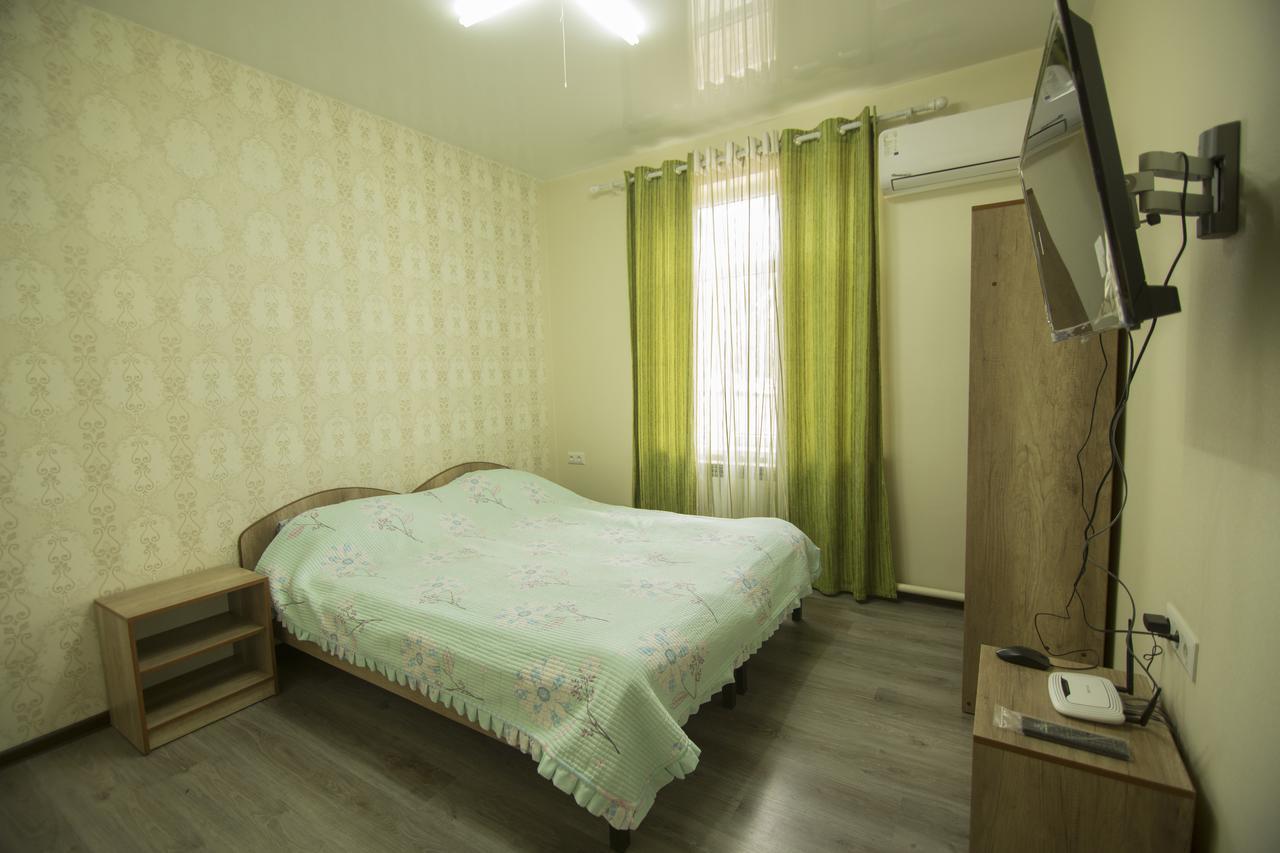 Hostel Esal Osh Ngoại thất bức ảnh