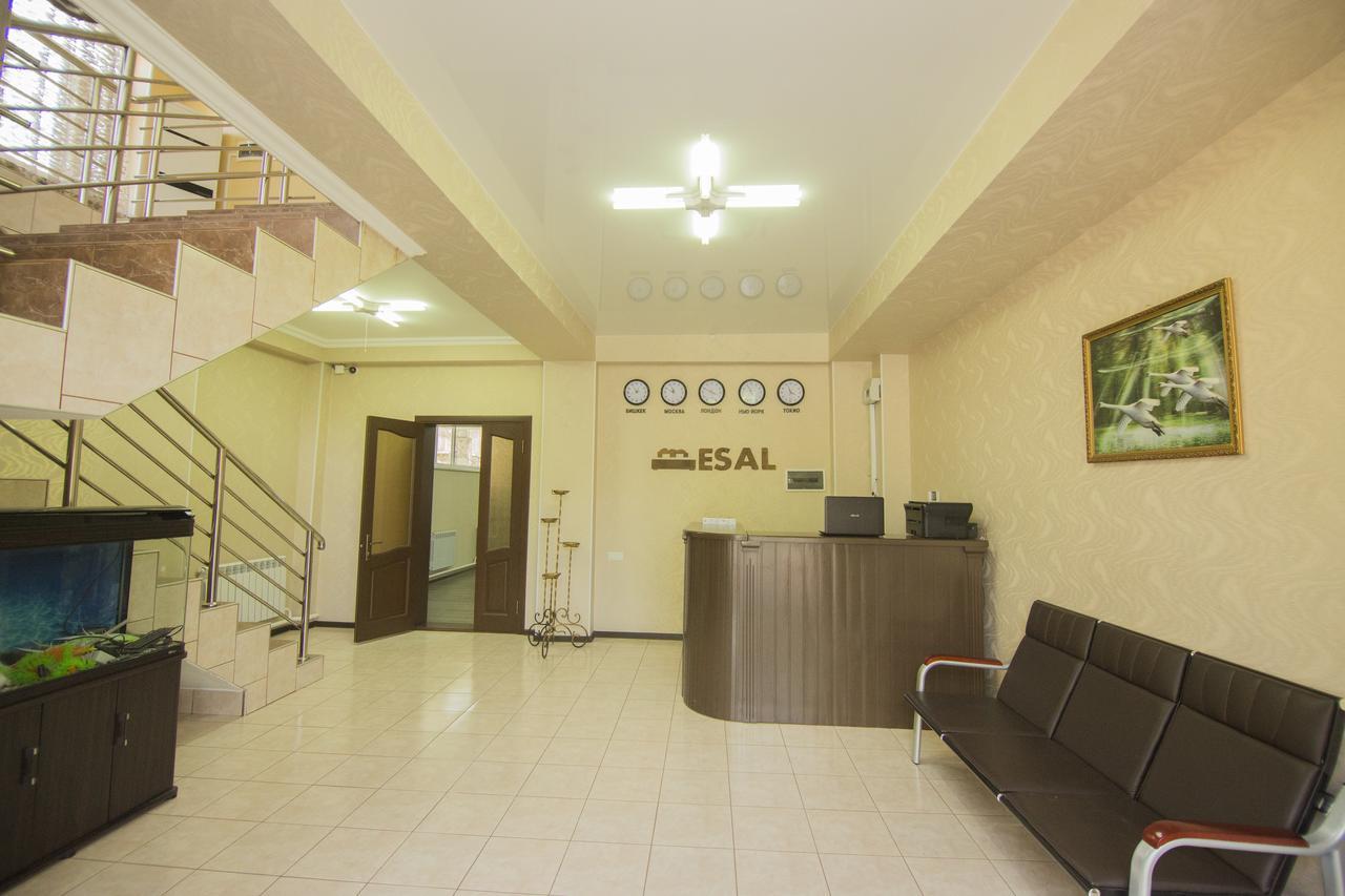Hostel Esal Osh Ngoại thất bức ảnh
