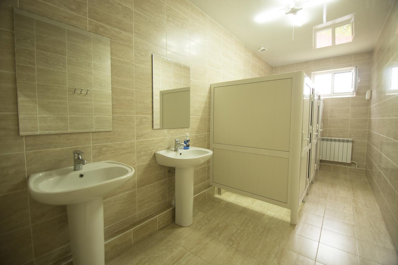 Hostel Esal Osh Ngoại thất bức ảnh