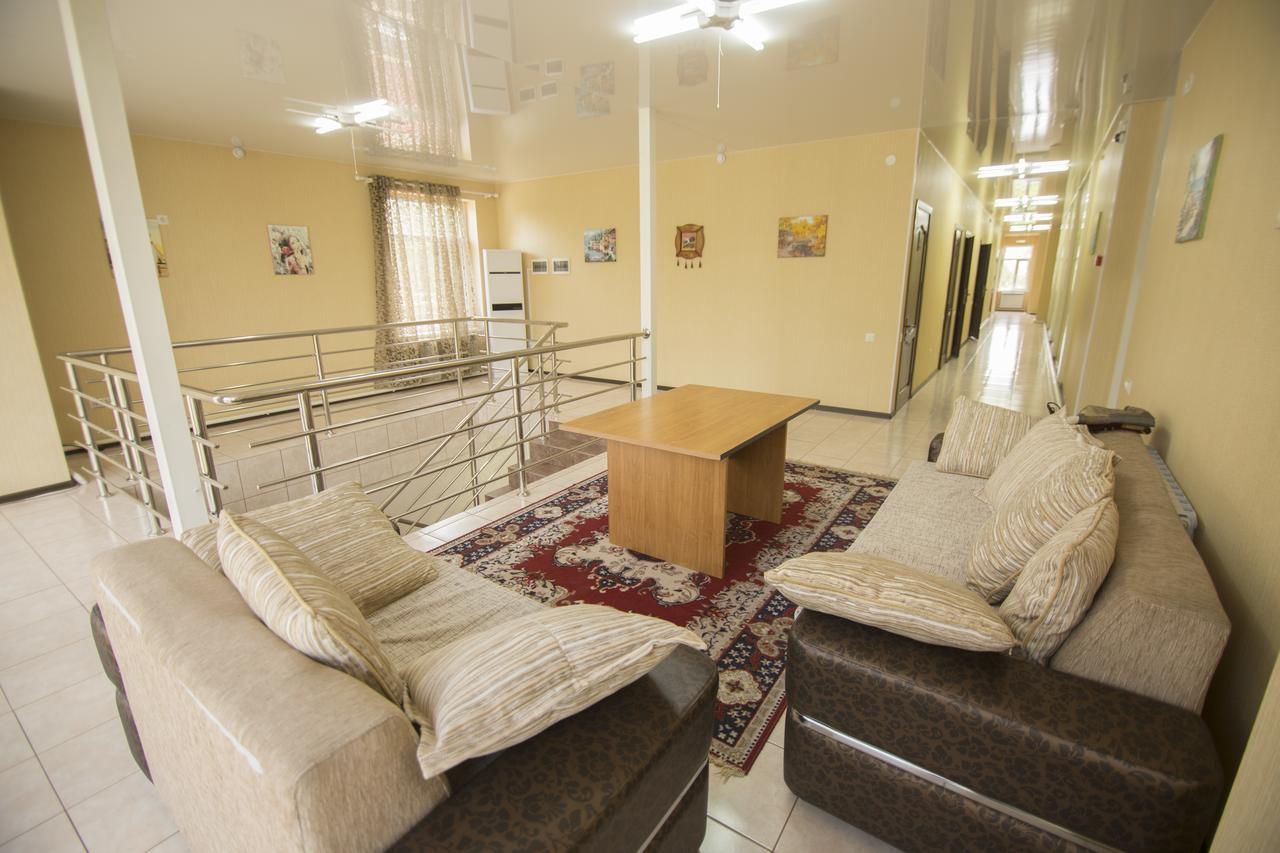 Hostel Esal Osh Ngoại thất bức ảnh